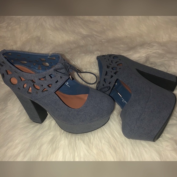 DOLLHOUSE Blue Denim CutOut Heels - Picture 4 of 6